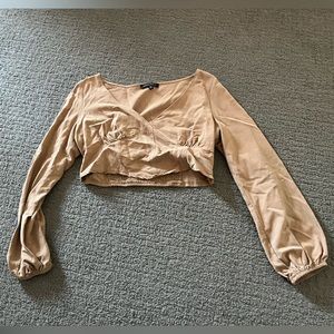 KENDALL & KYLIE BROWN GOING OUT TOP